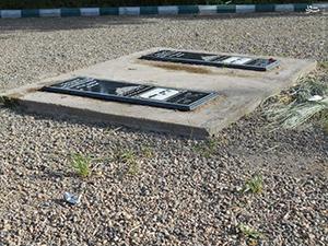 غربت مزار شهدای گمنام خرمدره، یک سال بعد از تدفین