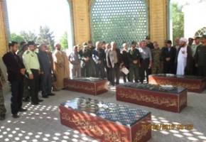 گلزار شهدای شهر آشتیان گلباران شد