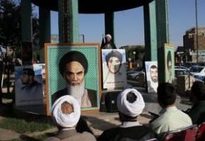 مزار شهدای گمنام شهرستان قرچک با حضور معاون قوه قضائیه گلباران شد