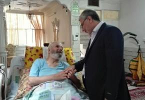 جانبازان عینیت ایثار و فداکاری هستند