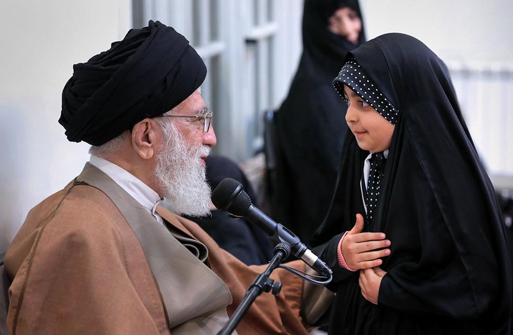 دیدار خانواده‌های شش شهید امنیت کشور با رهبر معظم انقلاب