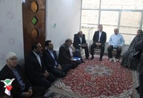 والدین شهدا حافظ فرهنگ ایثار و شهادت برای آیندگان هستند