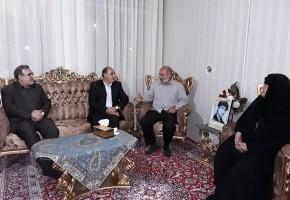 عزت نظام جمهوری اسلامی ایران، مرهون خون شهدا است