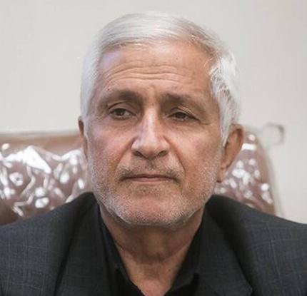 با چوب و چماق بسیجی و ارتشی را از هم جدا کردند