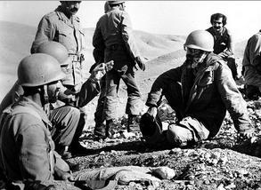 خاطرات یک ارتشی از حضور رهبری در جبهه