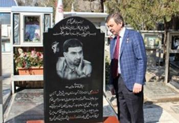 ادای احترام فضانورد روس به شهید حسن طهرانی