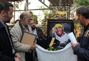 از سنگ مزار مدافع حرم سامرا رونمایی شد