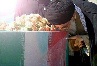 پیام قدردانی رهبری از حضور حماسی مردم در تجدید بیعت با شهدا