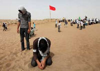 350 دانش آموز ملایری به مناطق عملیاتی غرب کشور اعزام شدند