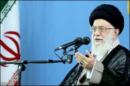 تمجید رهبری از حضور مردم همدان در تشییع پیکر شهید همدانی